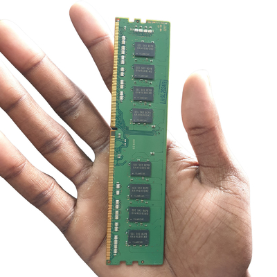 उच्च क्षमता 2.5 इंच SATA III SSD 1TB 512GB 256GB 128GB कंपन प्रतिरोध के लिए 20G/10-2000Hz