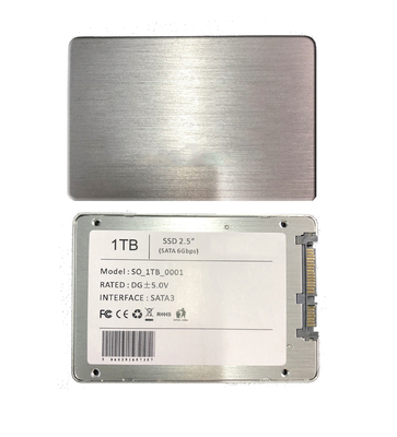 बल्क कंप्यूटर 2.5" आंतरिक एसएसडी 120GB 128GB अनुक्रमिक लेखन गति 530MB/s तक